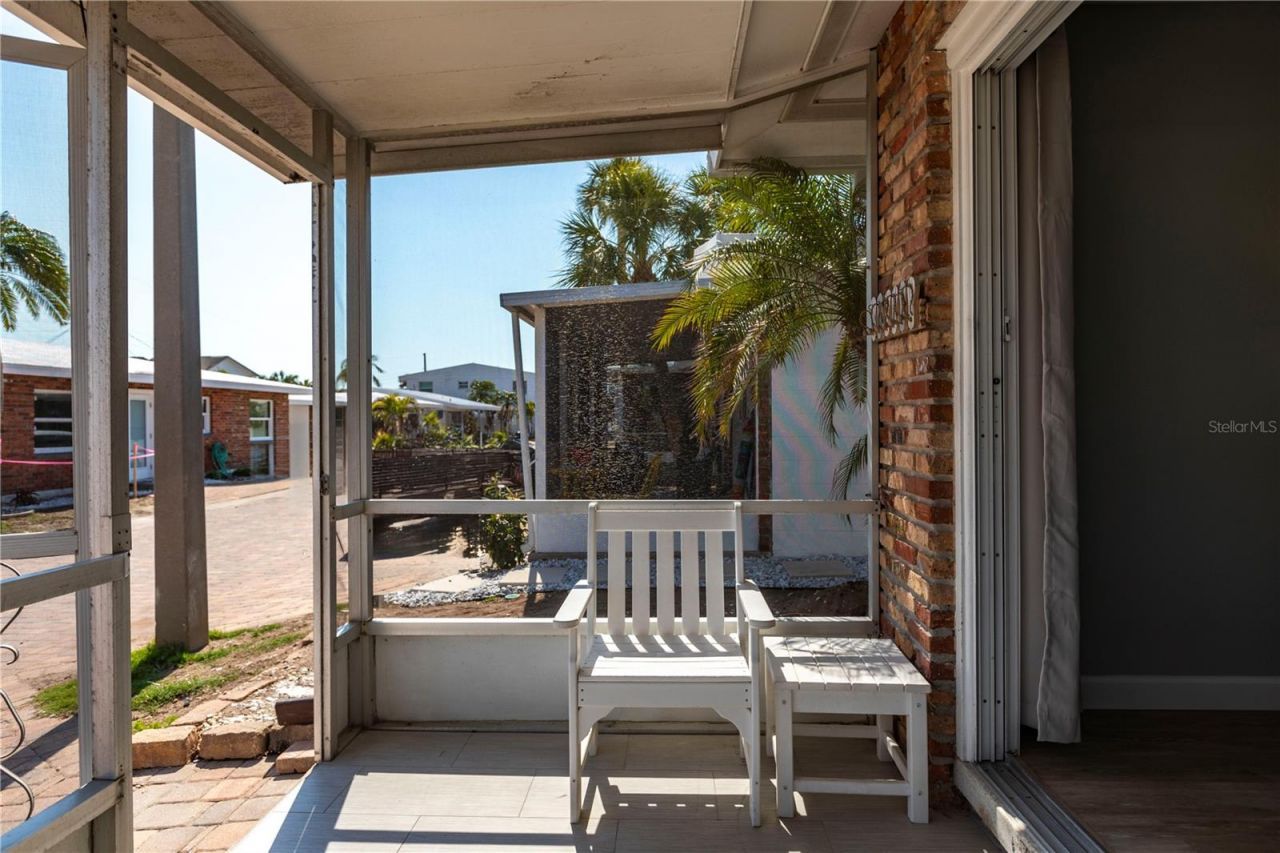 6020 Midnight Pass Road, Unit 11, Sarasota, FL 34242 Photo