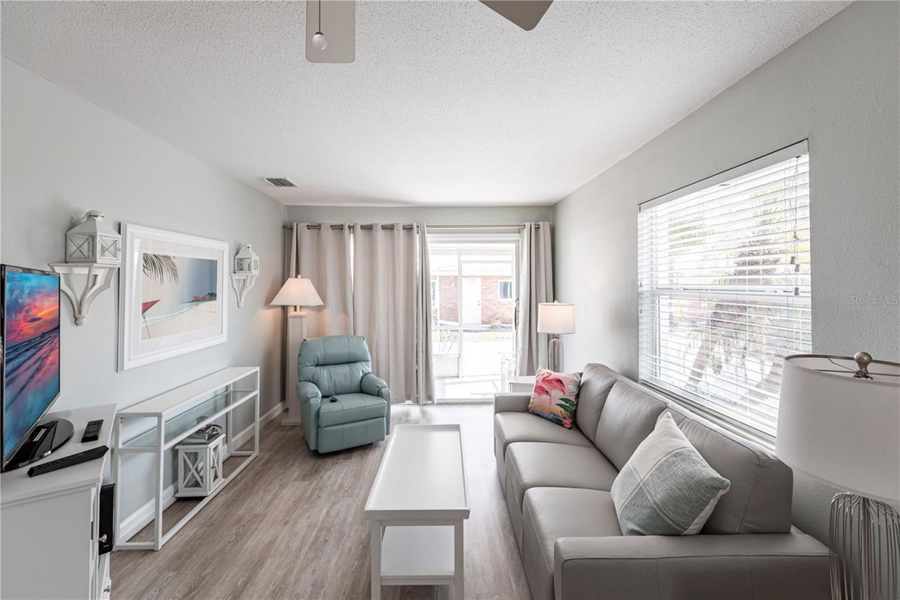 6020 Midnight Pass Road, Unit 11, Sarasota, FL 34242 Photo