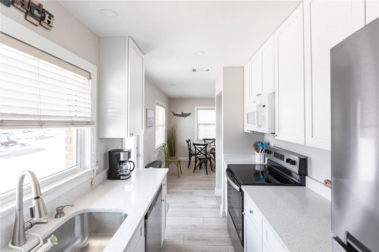 6020 Midnight Pass Road, Unit 56, Sarasota, FL 34242 Photo