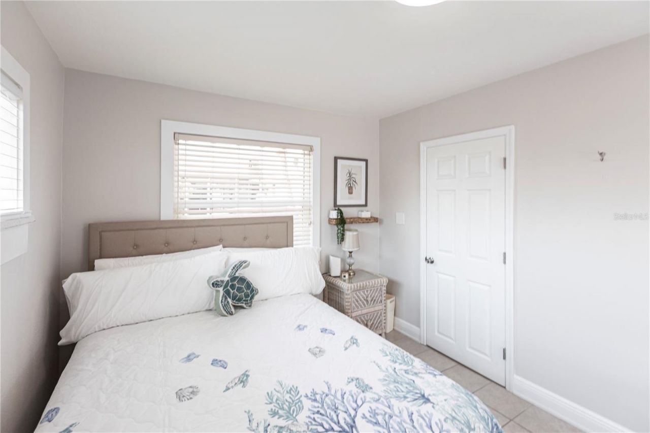 6020 Midnight Pass Road, Unit 56, Sarasota, FL 34242 Photo