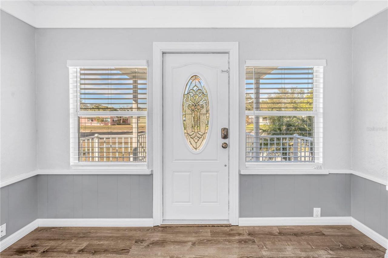 774 40th Avenue Ne, Saint Petersburg, FL 33703 Photo