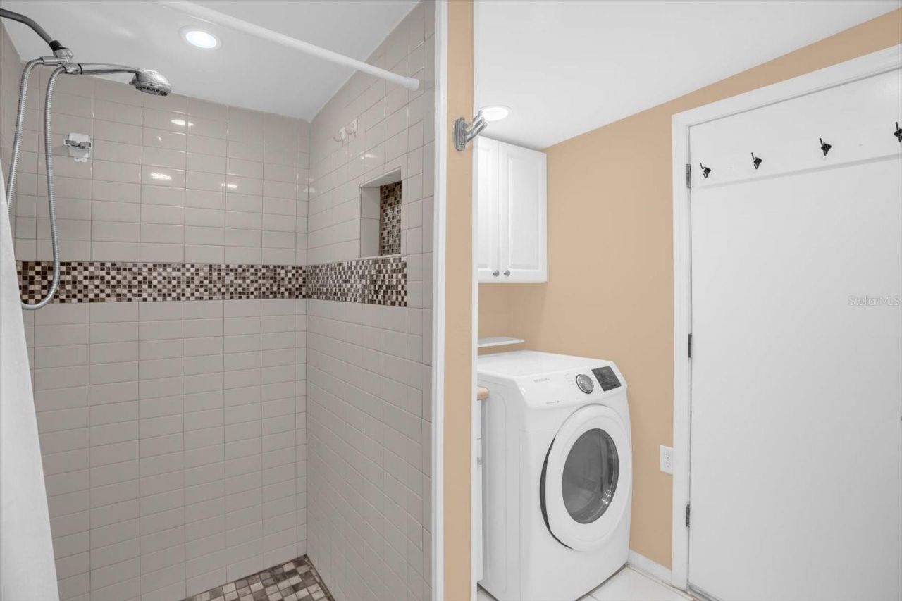 8150 Spring Drive, Yalaha, FL 34797 Photo