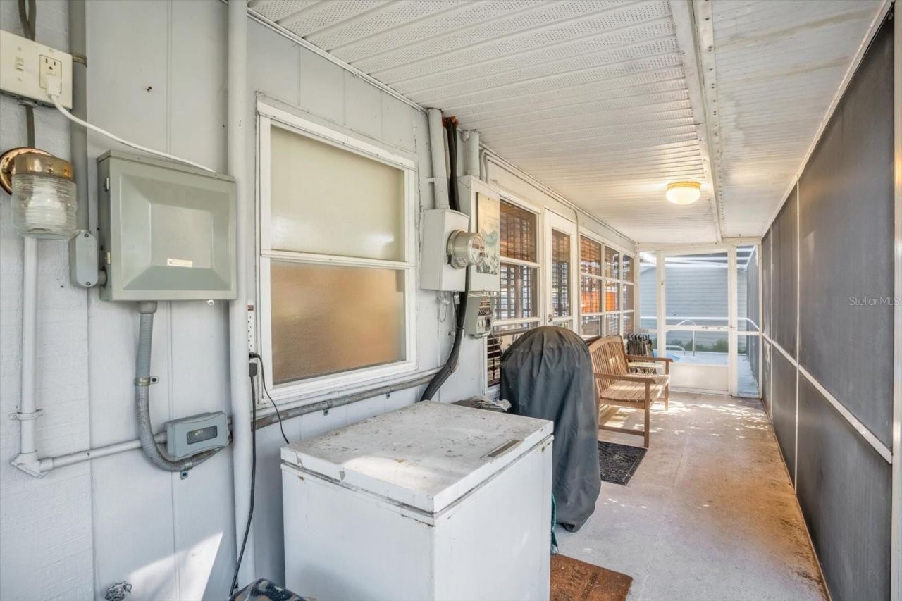 8150 Spring Drive, Yalaha, FL 34797 Photo