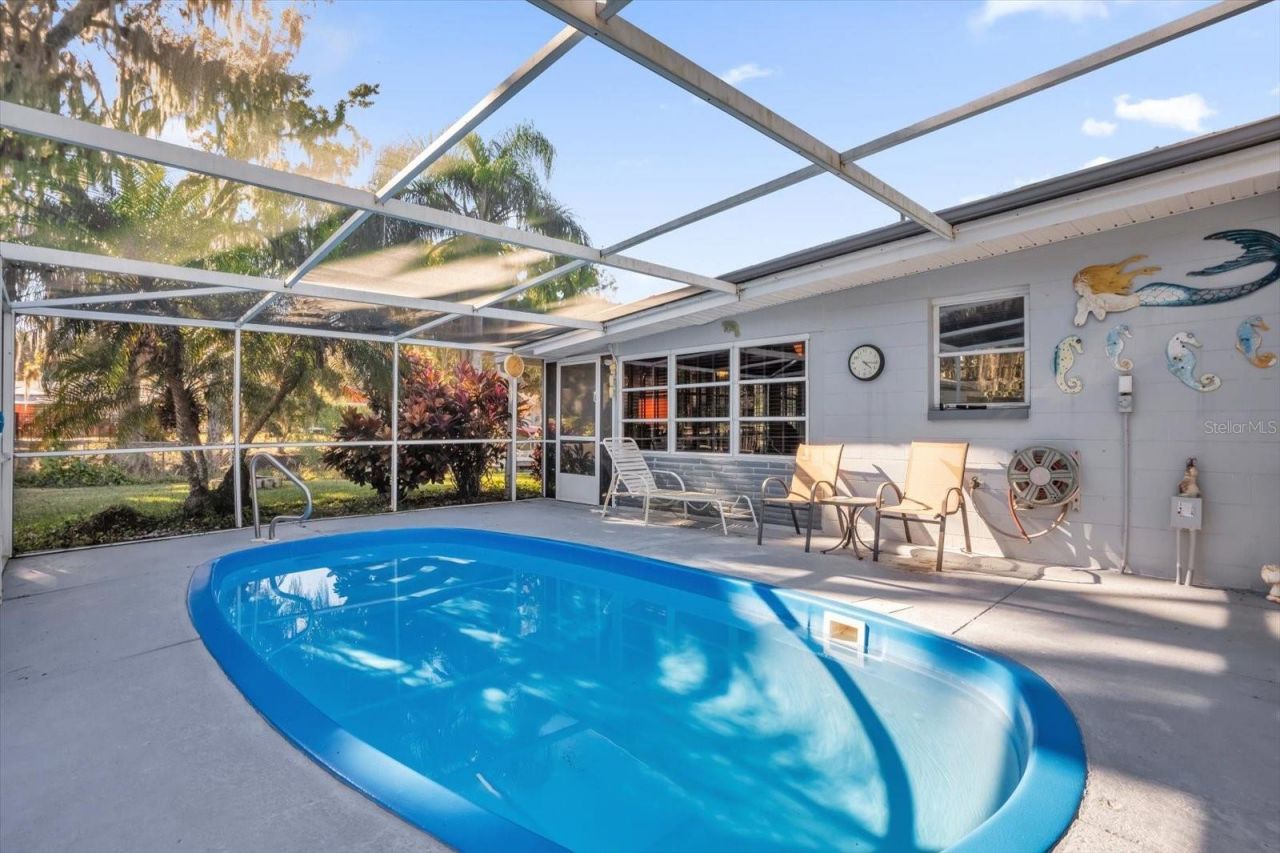 8150 Spring Drive, Yalaha, FL 34797 Photo