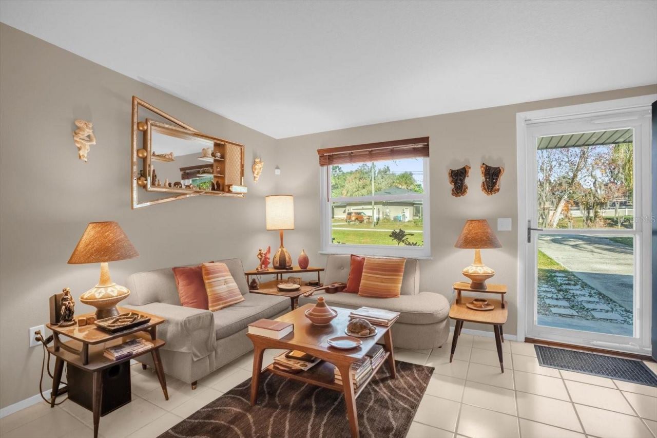 8150 Spring Drive, Yalaha, FL 34797 Photo