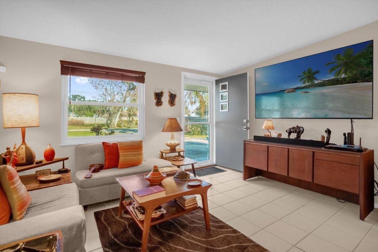 8150 Spring Drive, Yalaha, FL 34797 Photo