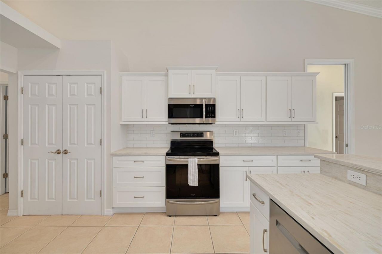 5379 90th Avenue Circle E, Parrish, FL 34219 Photo