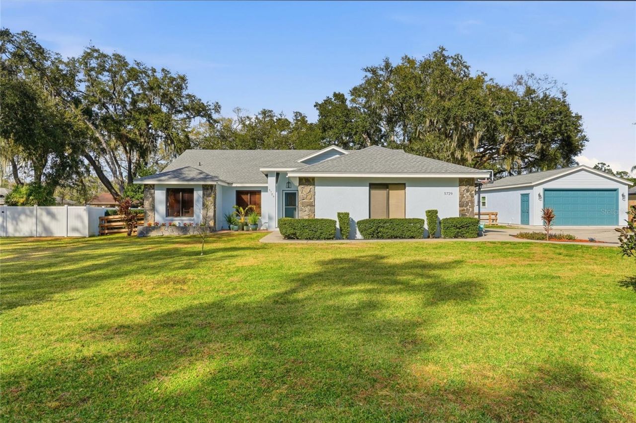 5729 Buck Run Drive, Lakeland, FL 33811 Main Photo