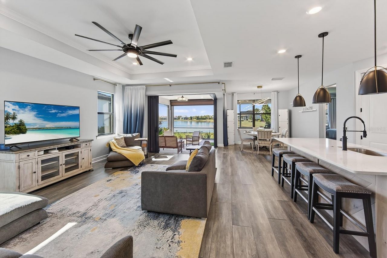 7683 Summerland Cove, Lakewood Ranch, FL 34202 Photo