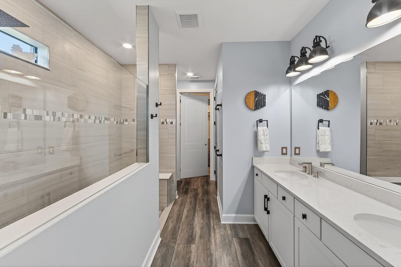 7683 Summerland Cove, Lakewood Ranch, FL 34202 Photo