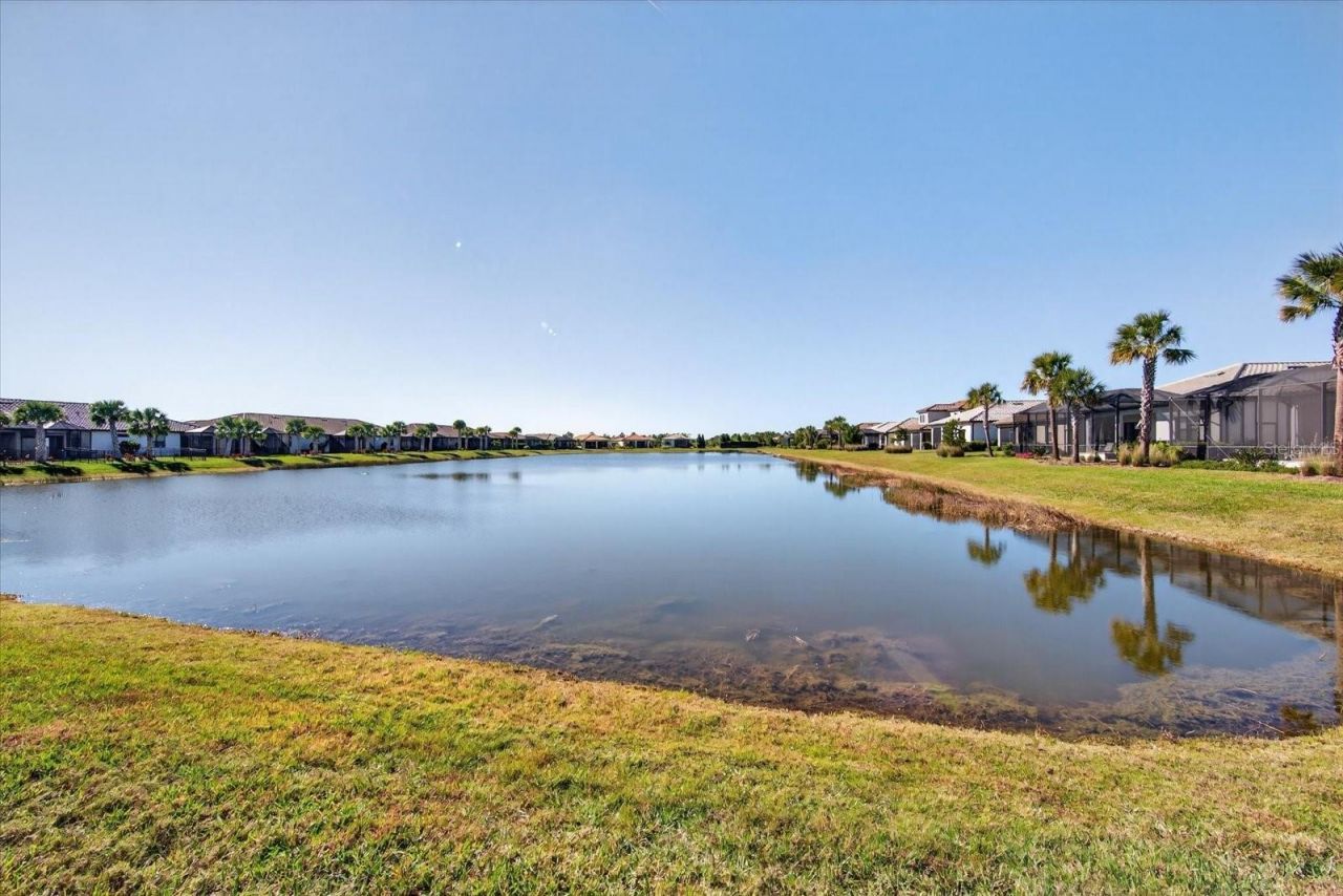 7683 Summerland Cove, Lakewood Ranch, FL 34202 Photo