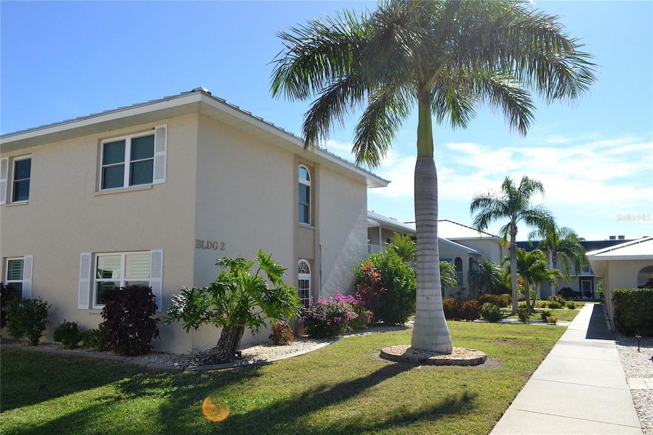 220 Coldeway Drive, Unit 211, Punta Gorda, FL 33950 Photo