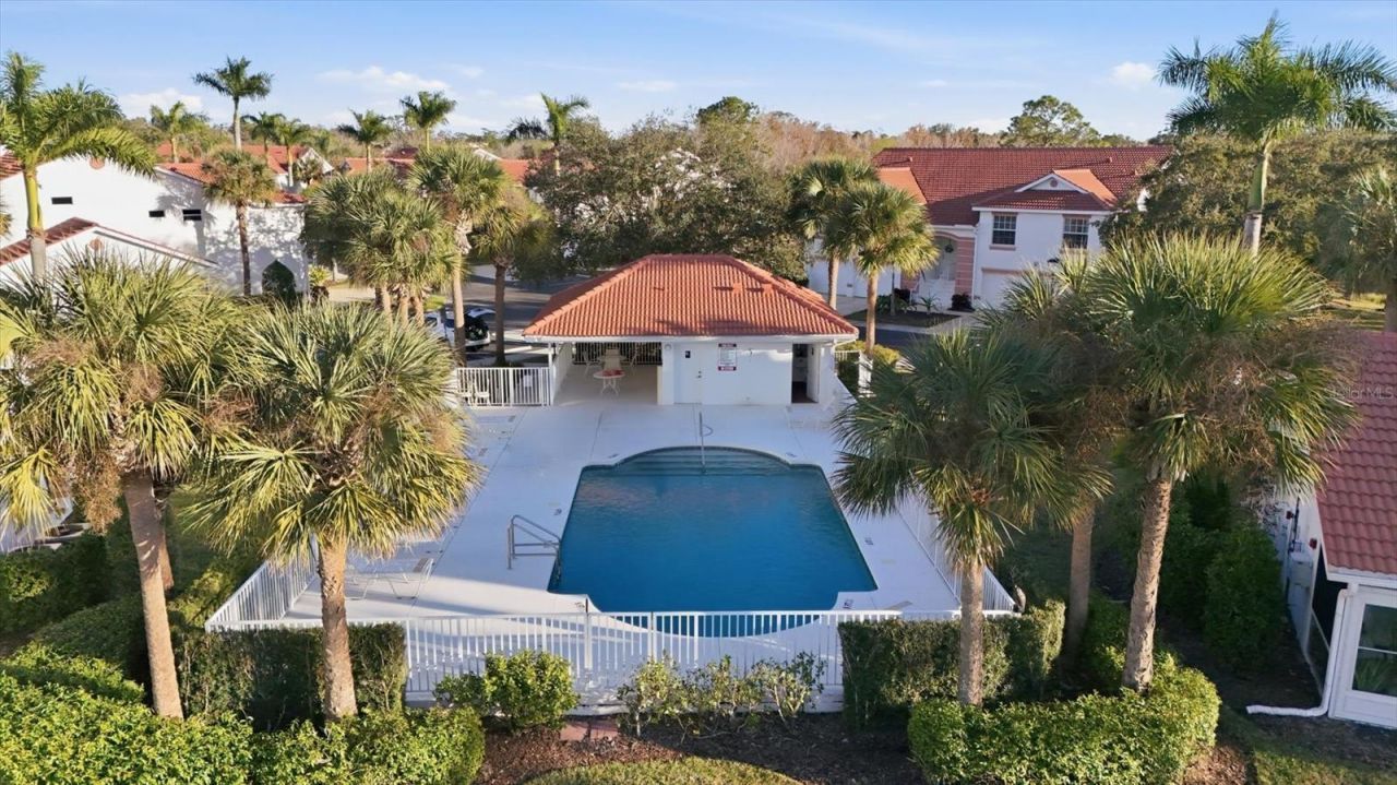 7518 Marsh Orchid Circle, Unit 9-202, Bradenton, FL 34203 Photo