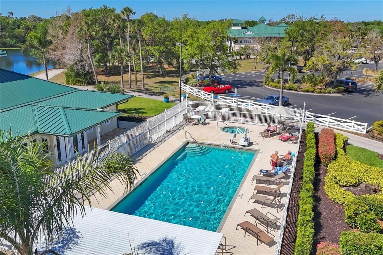 7518 Marsh Orchid Circle, Unit 9-202, Bradenton, FL 34203 Photo