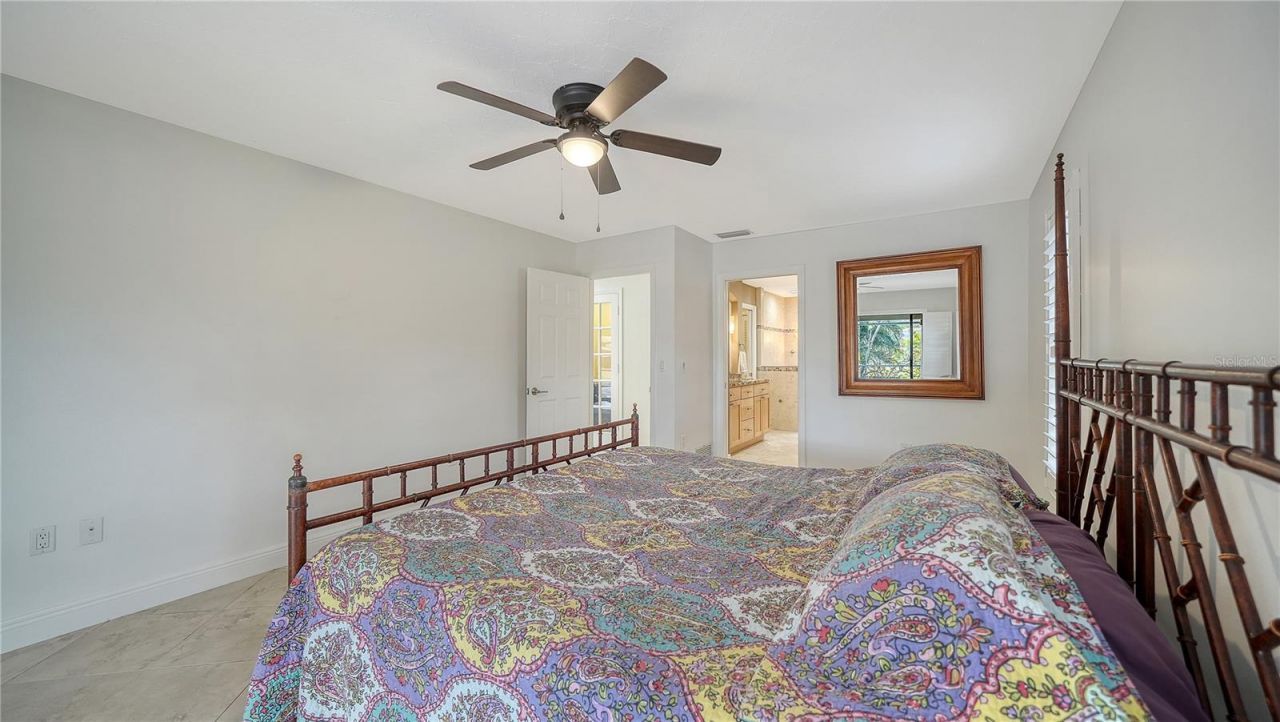 4251 Pasadena Circle, Sarasota, FL 34233 Photo