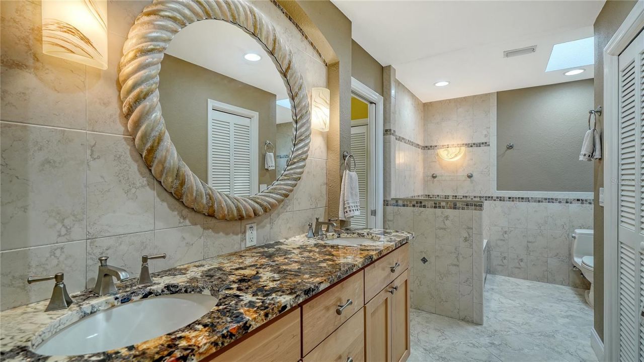 4251 Pasadena Circle, Sarasota, FL 34233 Photo