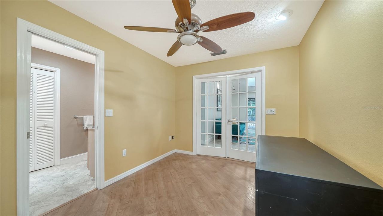 4251 Pasadena Circle, Sarasota, FL 34233 Photo