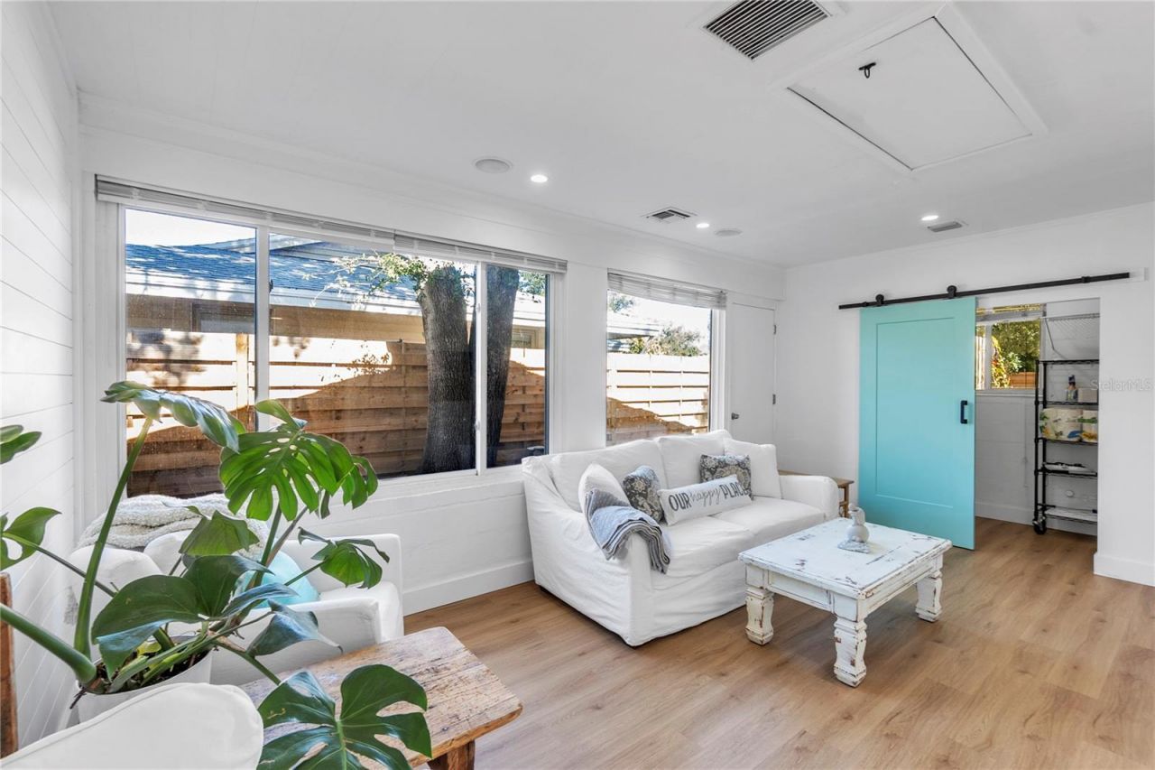 3842 Chapel Drive, Sarasota, FL 34234 Photo