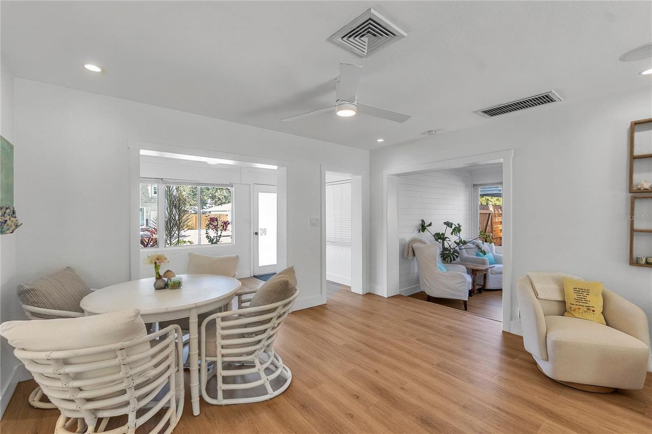 3842 Chapel Drive, Sarasota, FL 34234 Photo