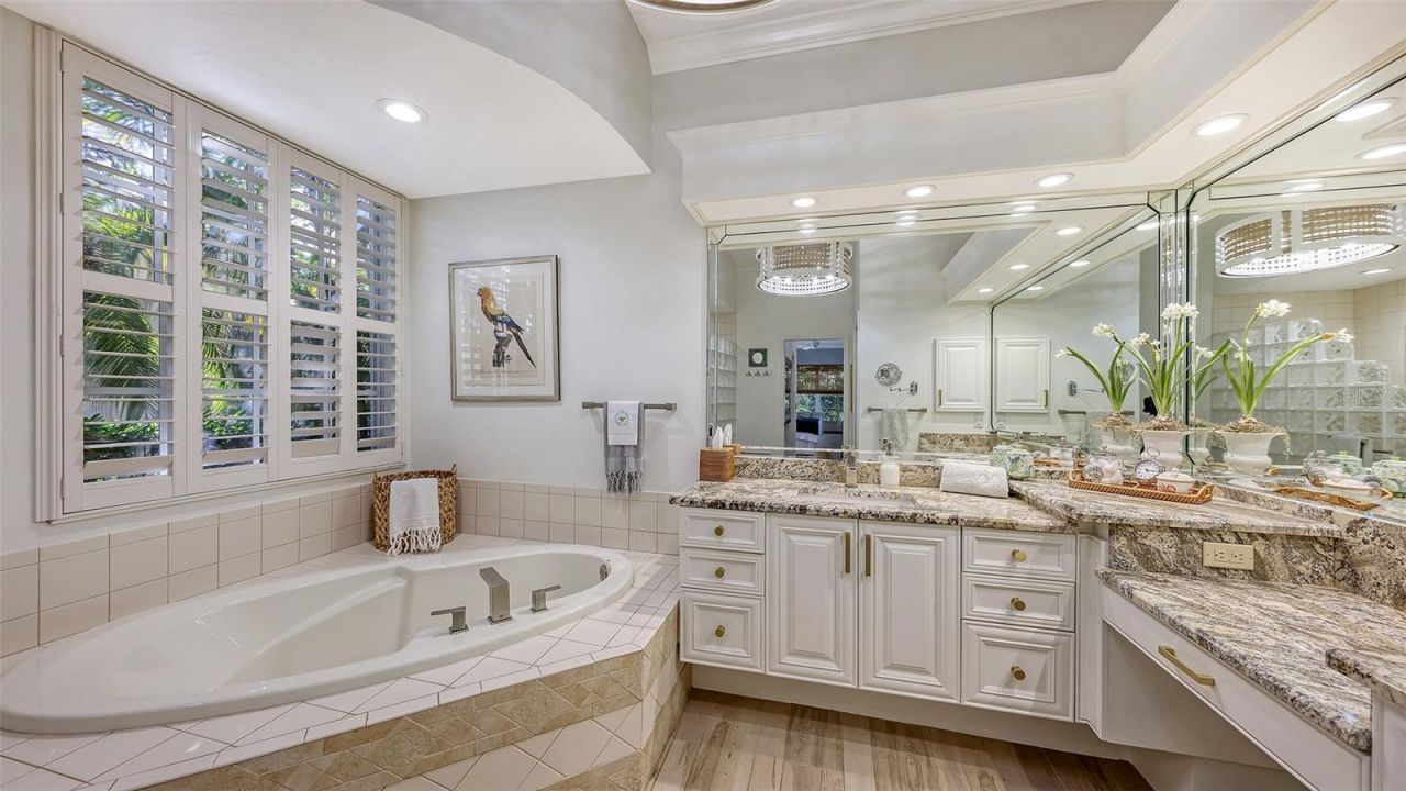 8175 Abingdon Court, Bradenton, FL 34201 Photo