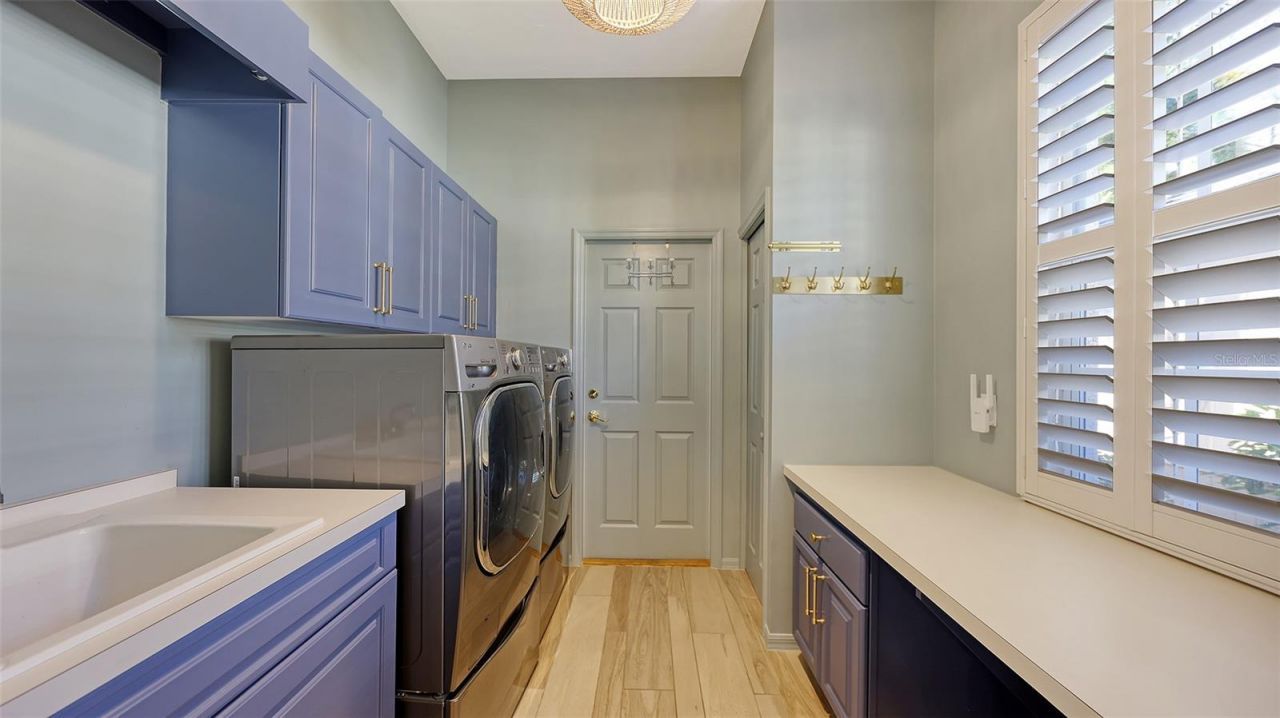 8175 Abingdon Court, Bradenton, FL 34201 Photo