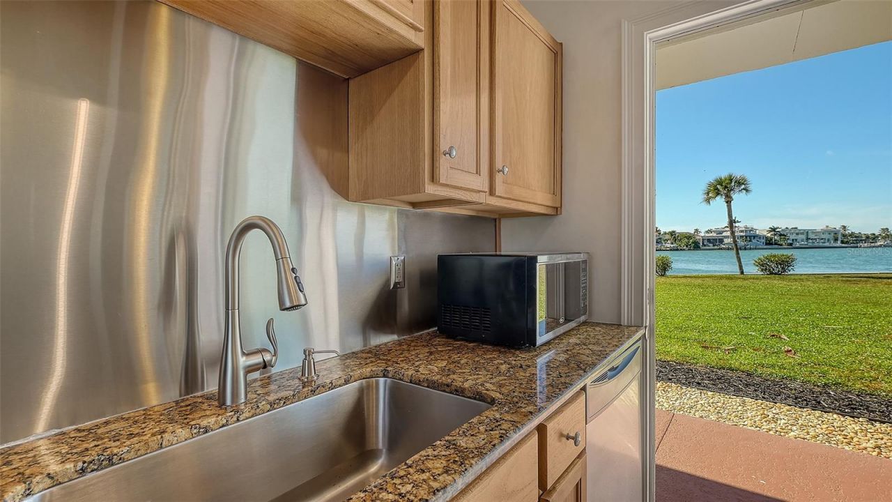 761 John Ringling Boulevard, Unit 5, Sarasota, FL 34236 Photo