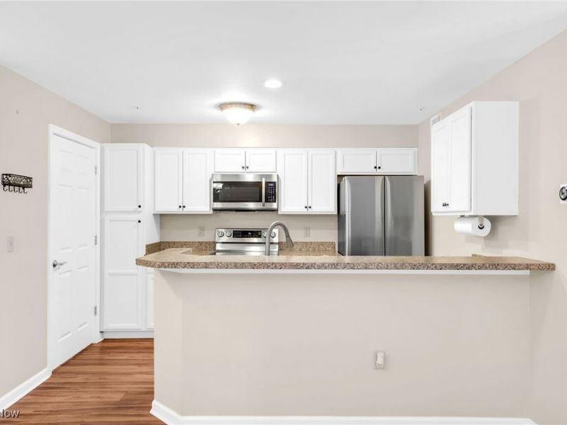 23002 Chandlers Lane, Unit 223, Olmsted Falls, OH 44138 Photo 7