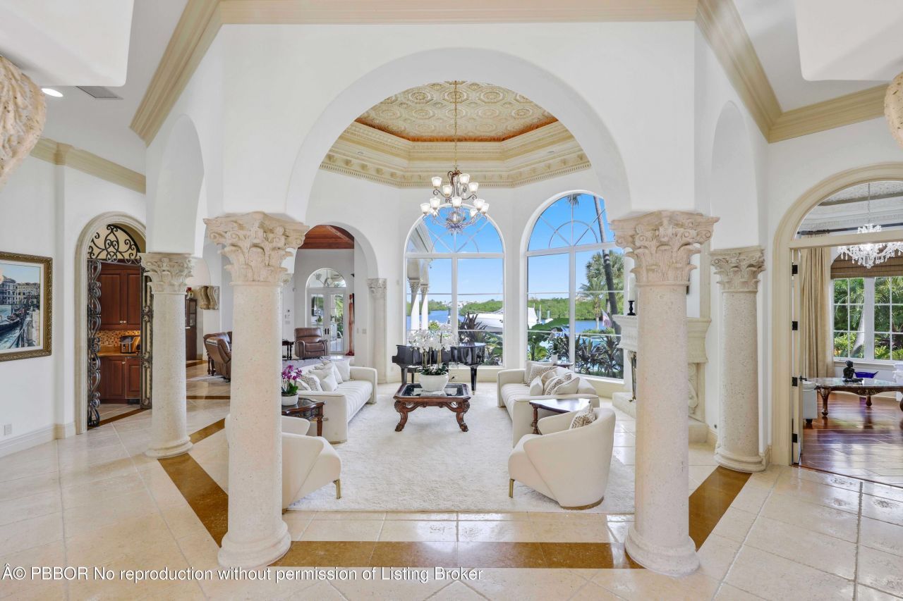 317 Old Jupiter Beach Road, Jupiter, FL 33477 Photo