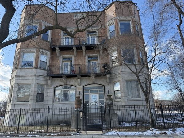 5014 S KING Drive, Unit 2E, Chicago, IL 60615