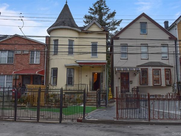 740 E 218th Street, Bronx, NY 10467