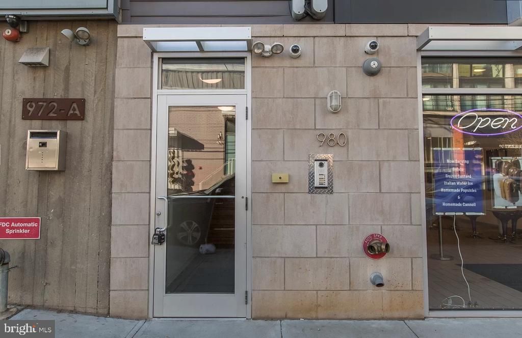 980 82 N 2nd Street, Unit 2F, Philadelphia, PA 19123 Main Photo