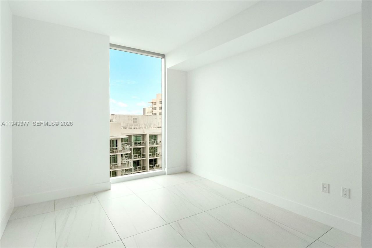 151 N Seabreeze, Unit 1003-E, Fort Lauderdale, FL 33304 Photo