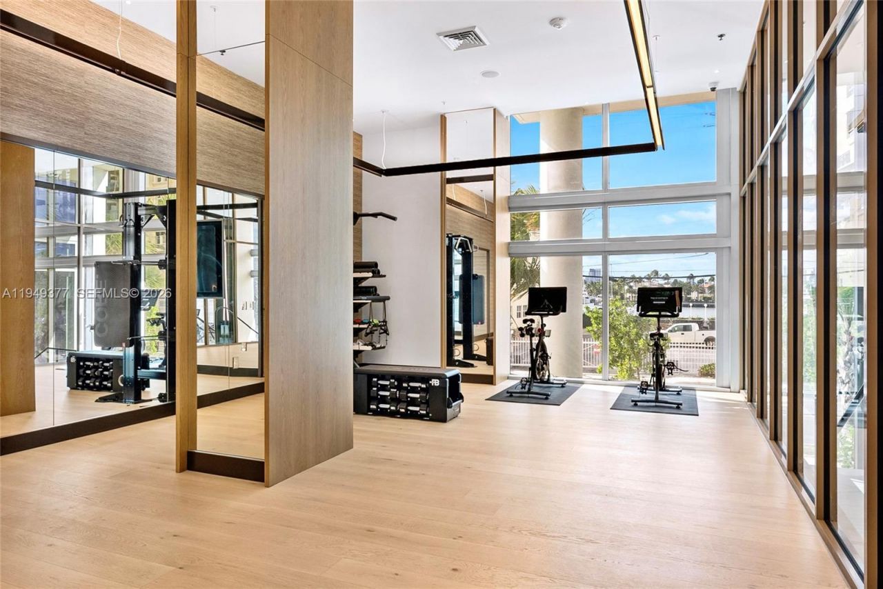 151 N Seabreeze, Unit 1003-E, Fort Lauderdale, FL 33304 Photo