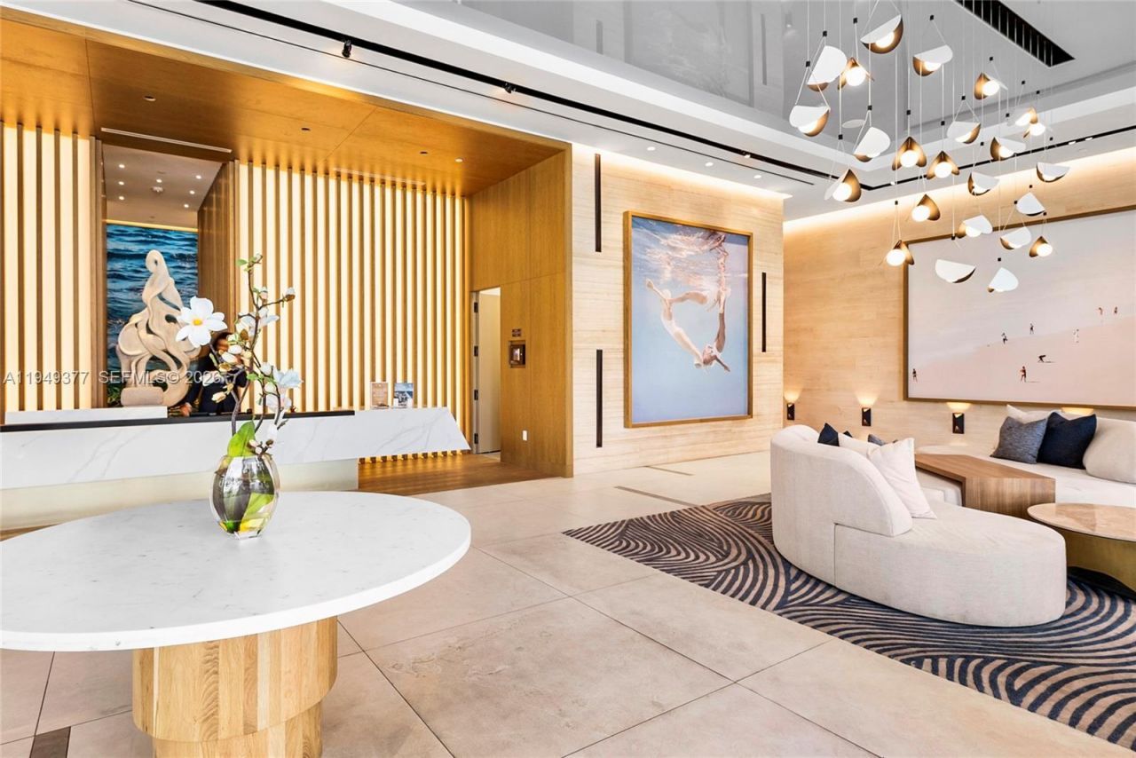 151 N Seabreeze, Unit 1003-E, Fort Lauderdale, FL 33304 Photo
