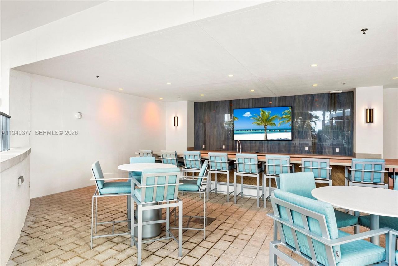 151 N Seabreeze, Unit 1003-E, Fort Lauderdale, FL 33304 Photo