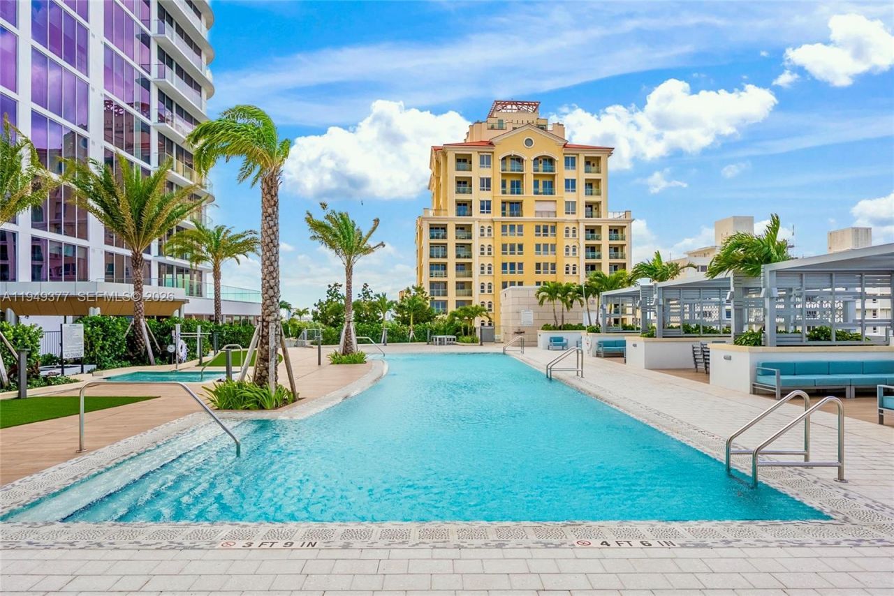151 N Seabreeze, Unit 1003-E, Fort Lauderdale, FL 33304 Photo