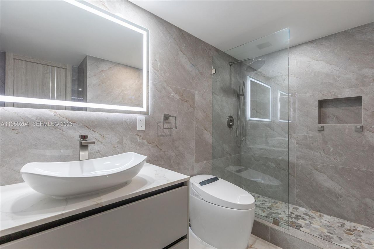 2401 S Ocean Dr, Unit PH-A4, Hollywood, FL 33019 Photo