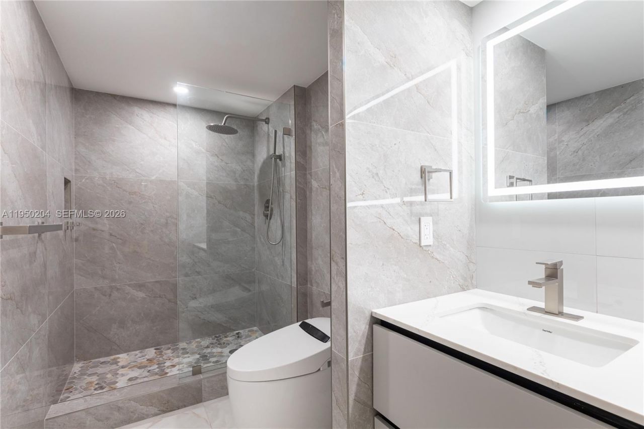 2401 S Ocean Dr, Unit PH-A4, Hollywood, FL 33019 Photo