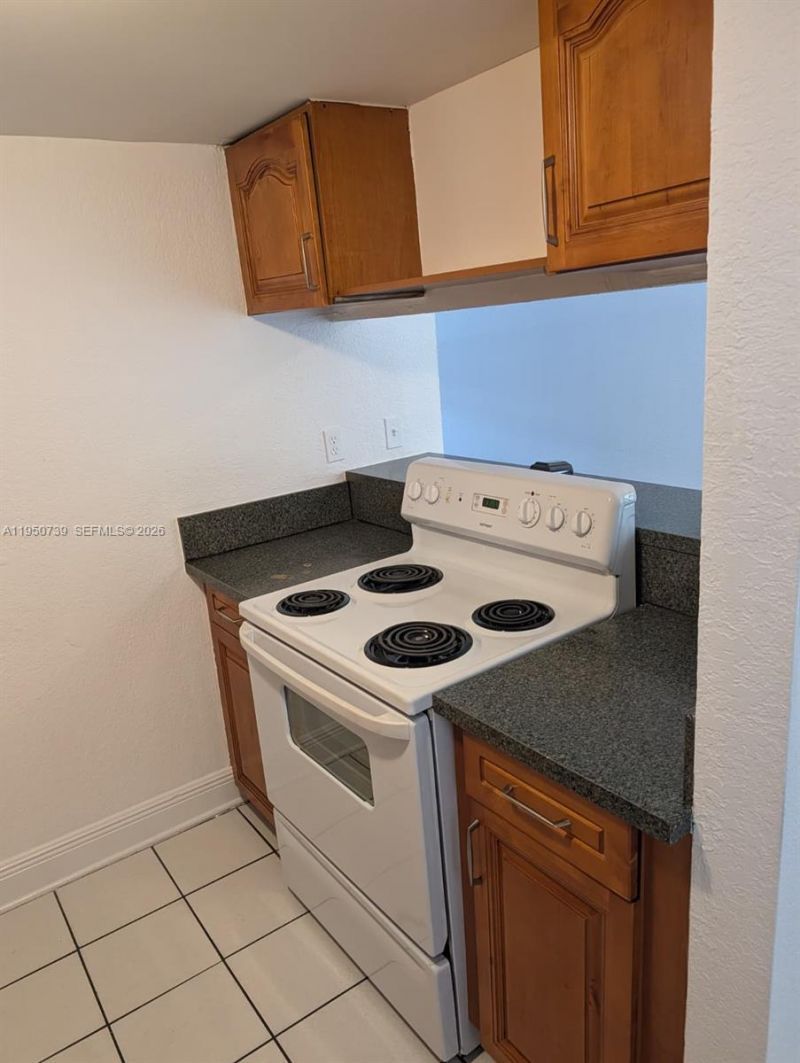 235 Antilla Ave, Unit 4, Coral Gables, FL 33134 Photo