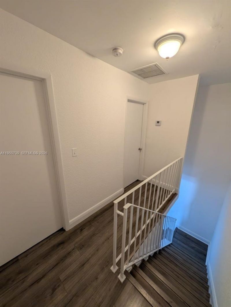 235 Antilla Ave, Unit 4, Coral Gables, FL 33134 Photo