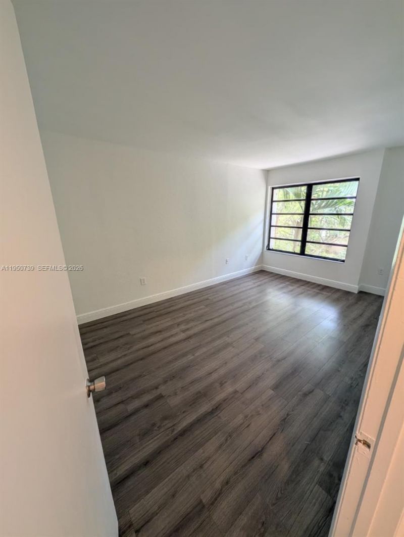 235 Antilla Ave, Unit 4, Coral Gables, FL 33134 Photo