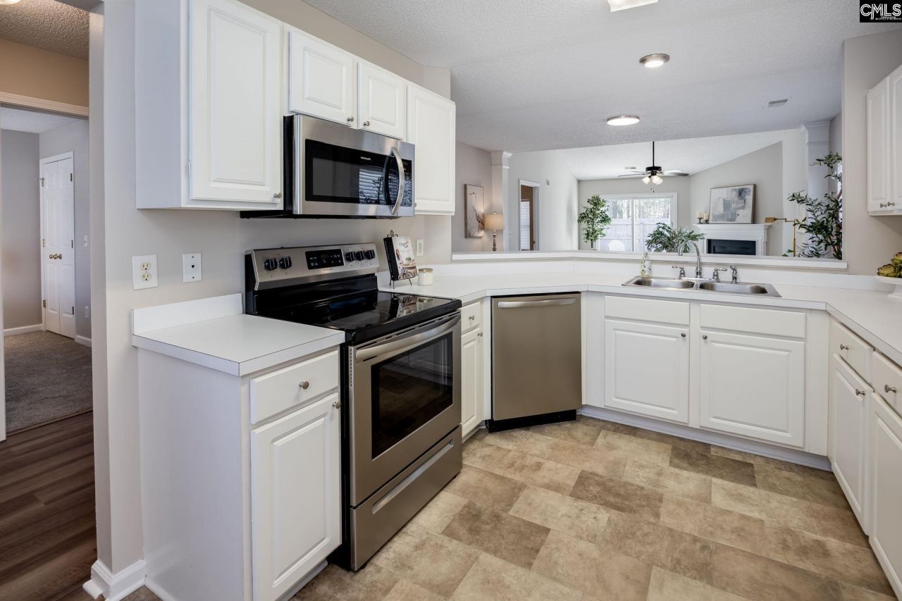 115 Cabot Bay Drive  Photo 12