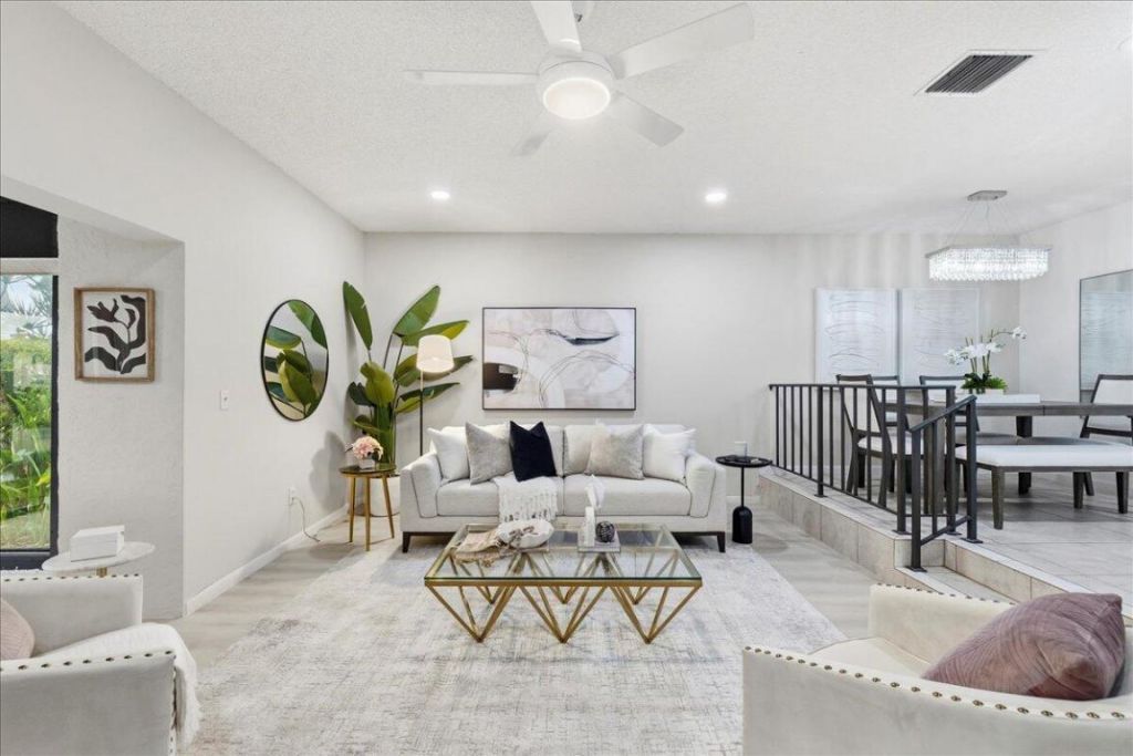 21386 Juego Circle, Unit 10c, Boca Raton, FL 33433 Photo