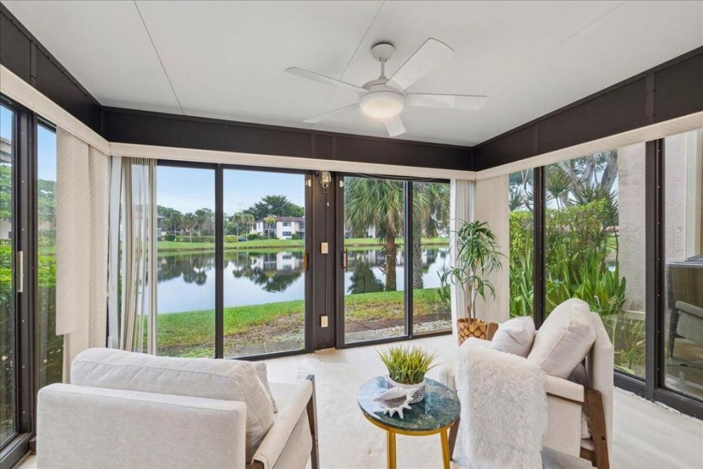 21386 Juego Circle, Unit 10c, Boca Raton, FL 33433 Photo