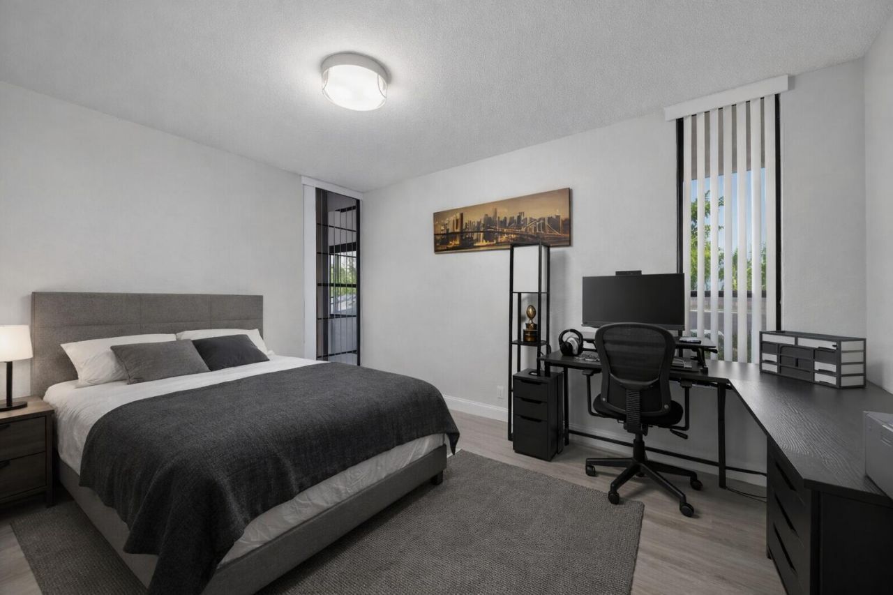 5611 Coral Lake Drive, Unit 111, Margate, FL 33063 Photo