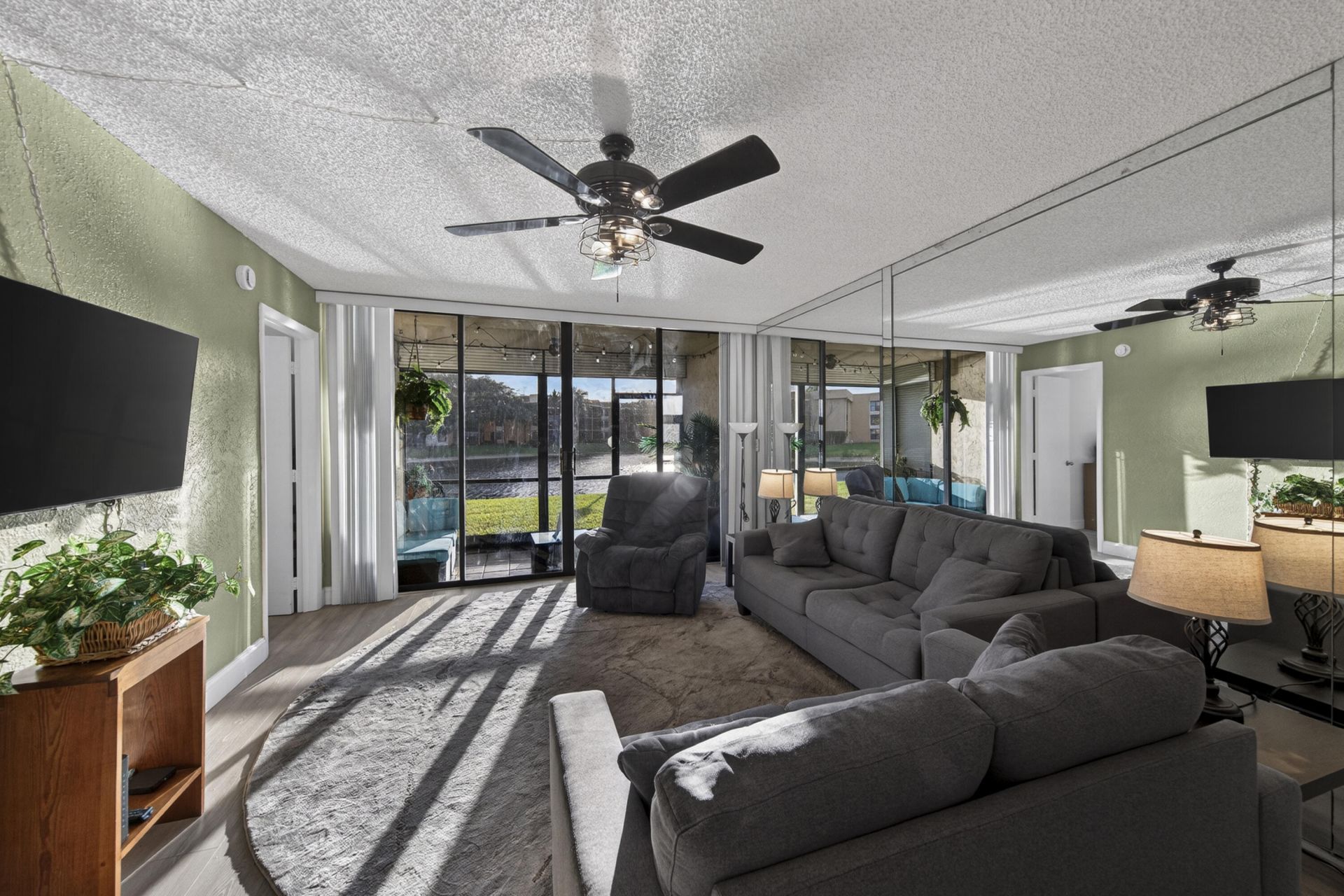 5611 Coral Lake Drive, Unit 111, Margate, FL 33063 Photo