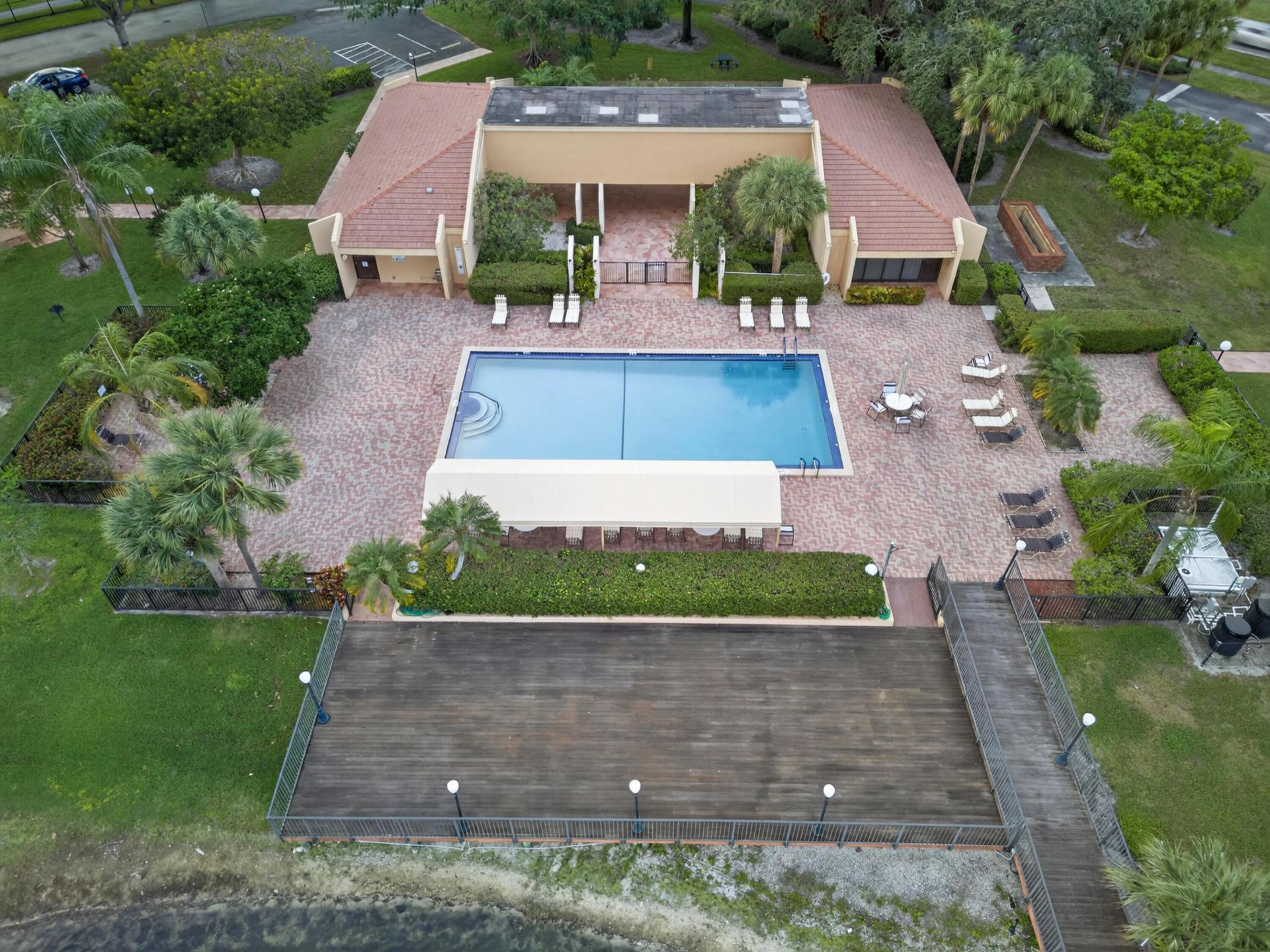 5611 Coral Lake Drive, Unit 111, Margate, FL 33063 Photo