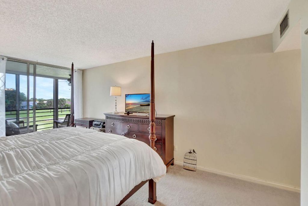 23305 Barwood Lane N, Unit 303, Boca Raton, FL 33428 Photo