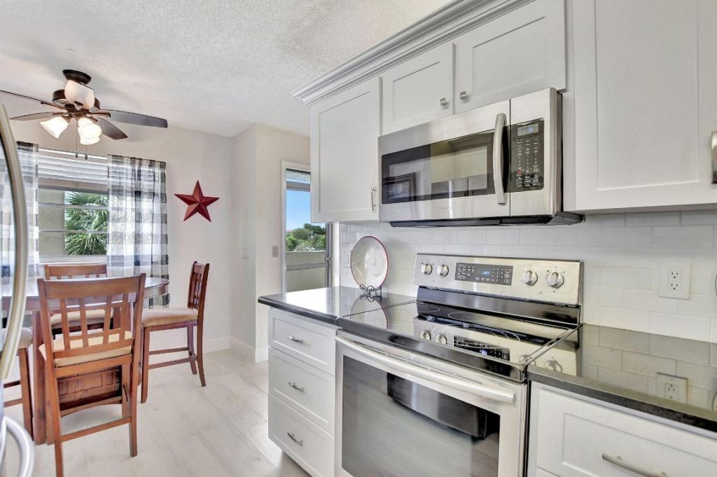 23305 Barwood Lane N, Unit 303, Boca Raton, FL 33428 Photo