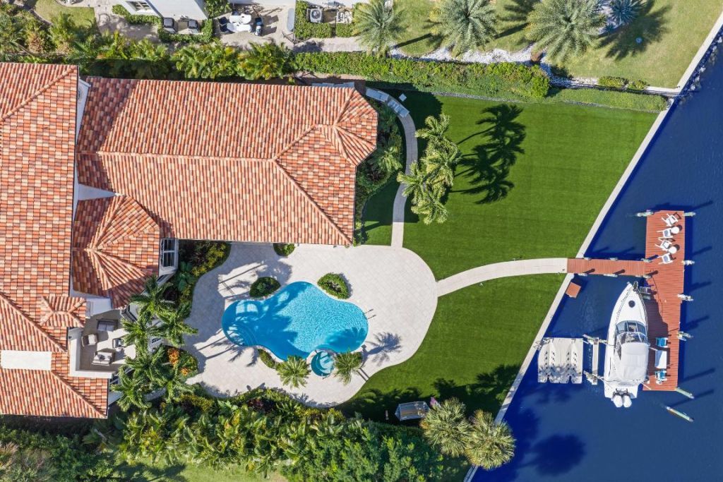 317 Old Jupiter Beach Road, Jupiter, FL 33477 Photo